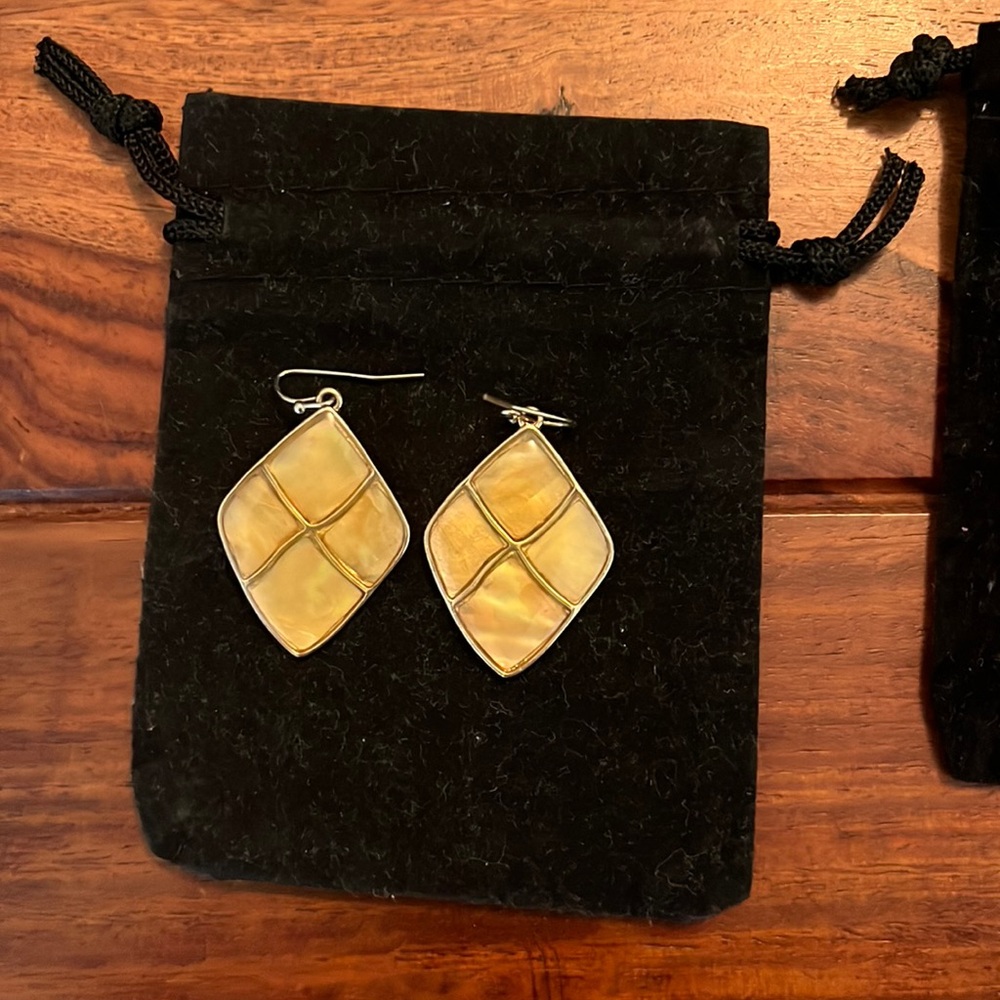 Earrings - ivory and gold